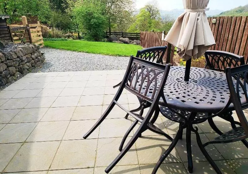 Majatalo Dolgun Uchaf Historic B&b And Self Catering Cottages In Snowdonia