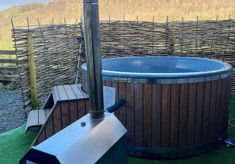 Majatalo Dolgun Uchaf Historic B&b And Self Catering Cottages In Snowdonia
