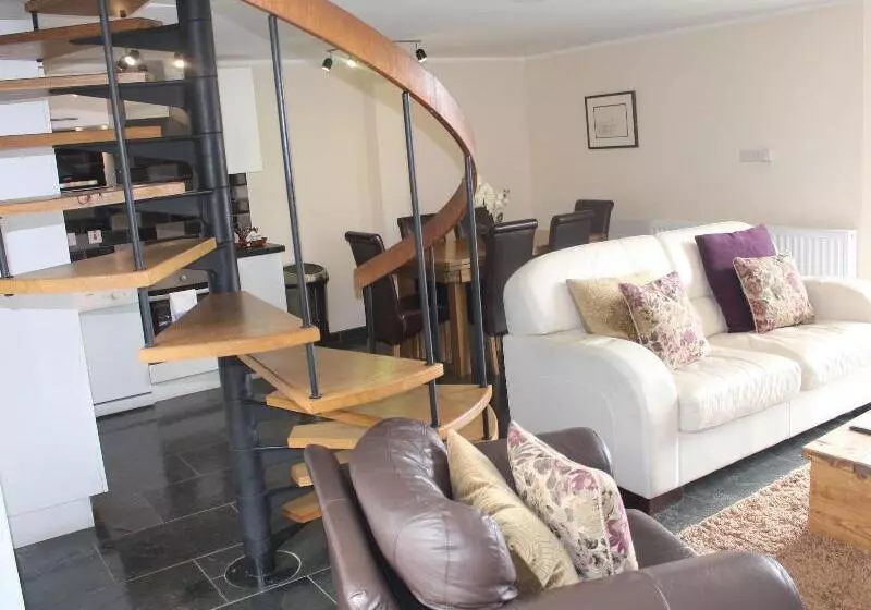 Majatalo Dolgun Uchaf Historic B&b And Self Catering Cottages In Snowdonia