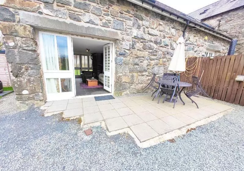 Majatalo Dolgun Uchaf Historic B&b And Self Catering Cottages In Snowdonia