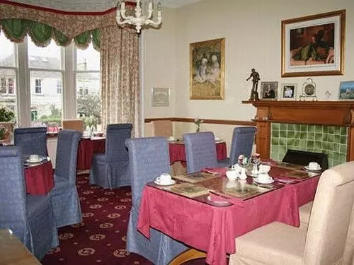 بنسيون Langley Bank Guest House