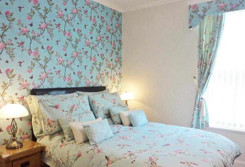 بنسيون The Merivon Guest House