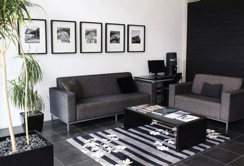 Quest Carlaw Park Serviced Apartments