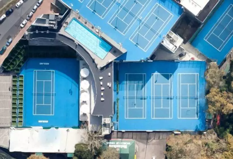 Quest Carlaw Park Serviced Apartments