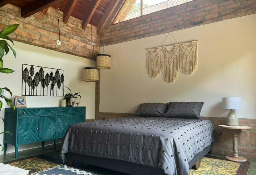 Szálló Casa Kolibri