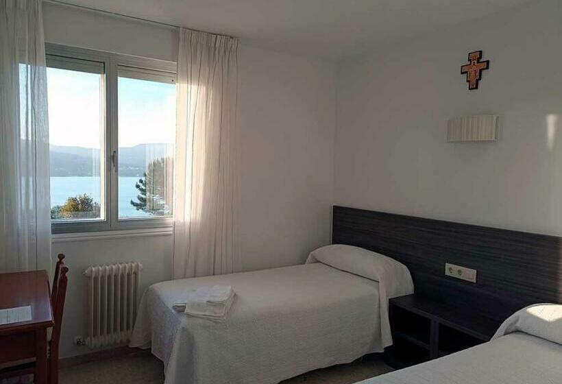 فندق صغير Hospedería Santa María Do Mar