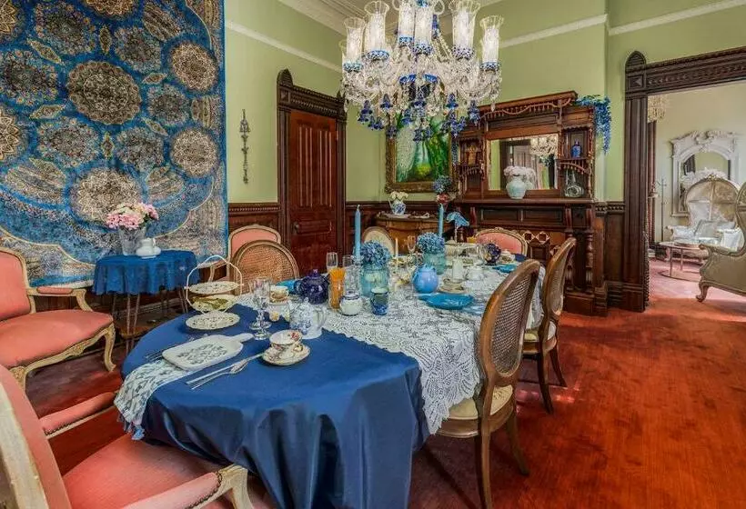 Retkeilymaja Pinc Lady Mansion