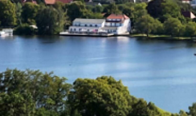 ベッドアンドブレックファースト Seehotel Krakow Am See