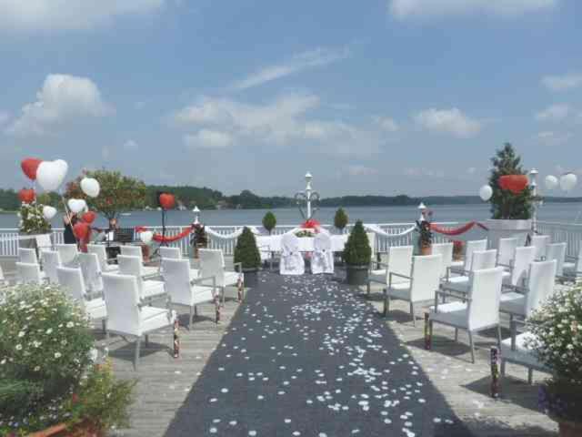 ベッドアンドブレックファースト Seehotel Krakow Am See