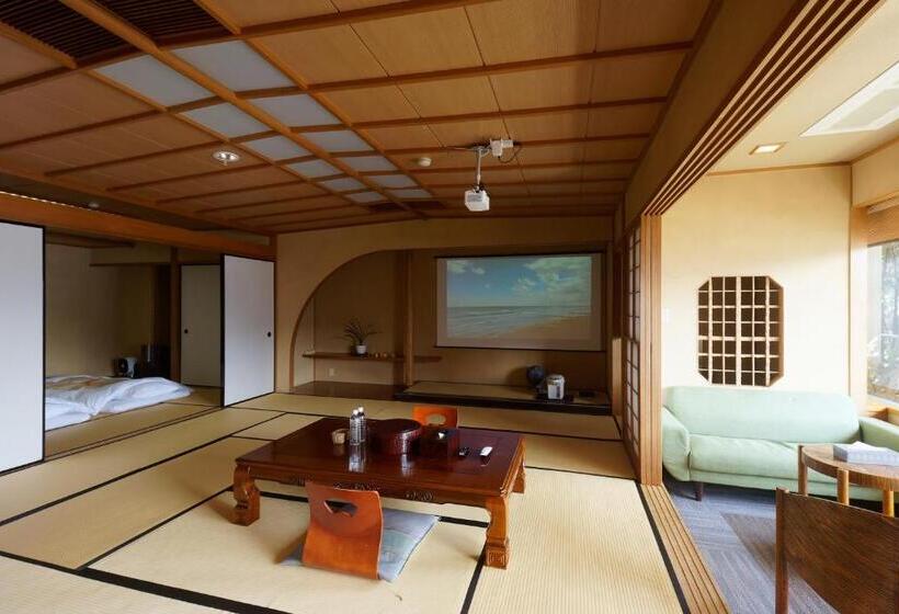 Отель 熱海の隠れ里