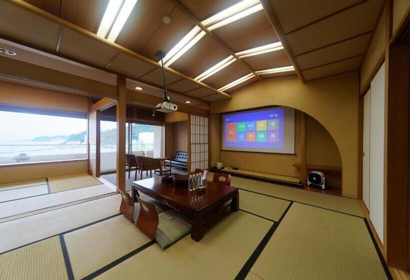 Отель 熱海の隠れ里