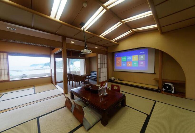 Отель 熱海の隠れ里