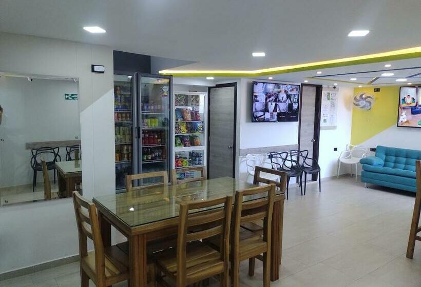 Hotel El Poblado Ocaña