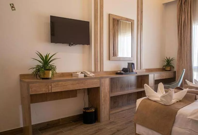 Hotelli Emaar Legend