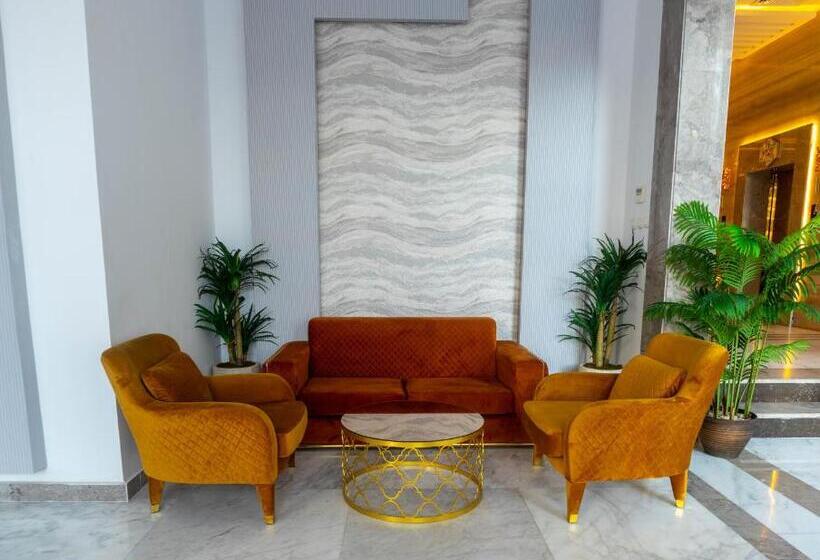 בית מלון כפרי Emaar Legend