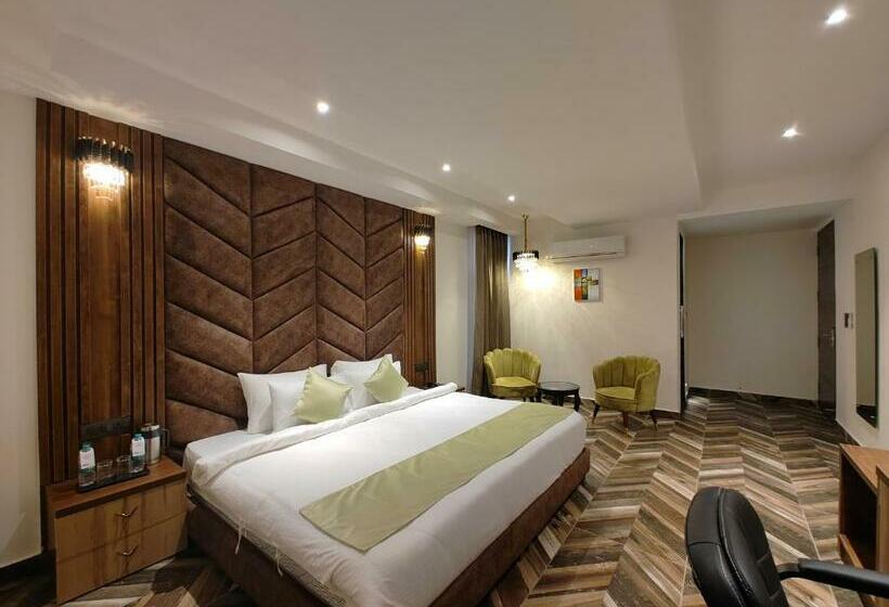 בית מלון כפרי Grand Luxotica By Dls S