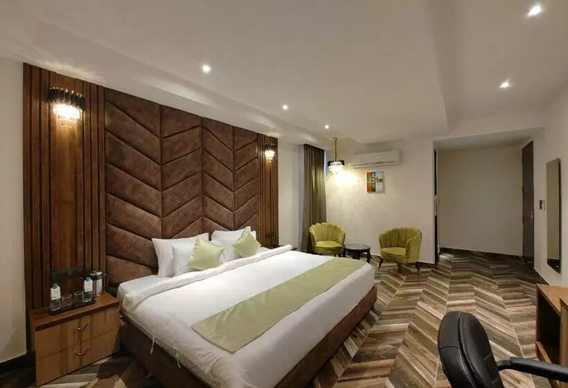 ホテル Grand Luxotica By Dls S