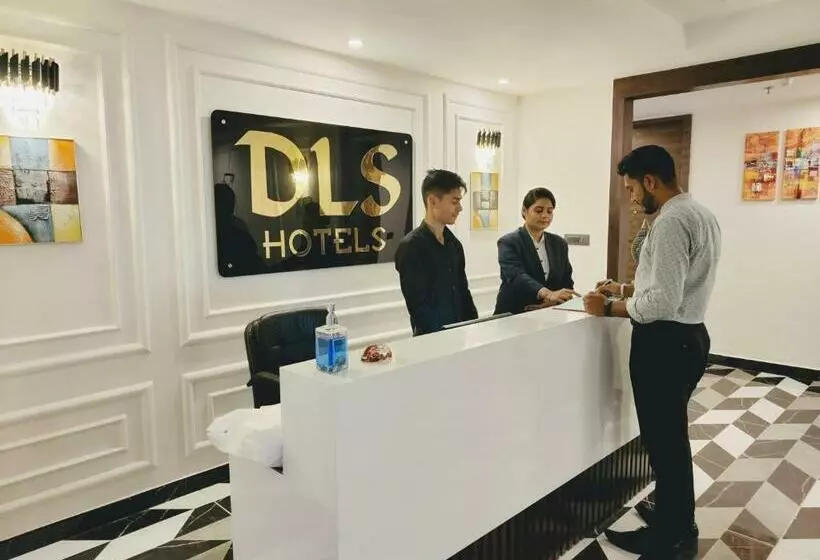 ホテル Grand Luxotica By Dls S