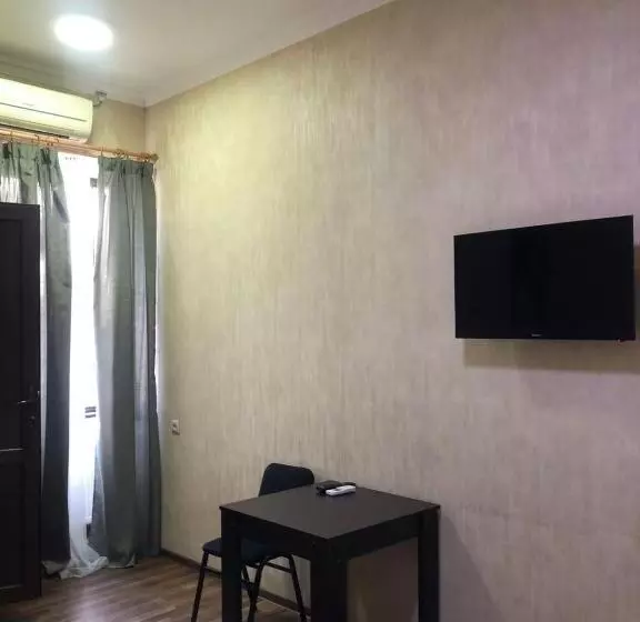 هتل Guri