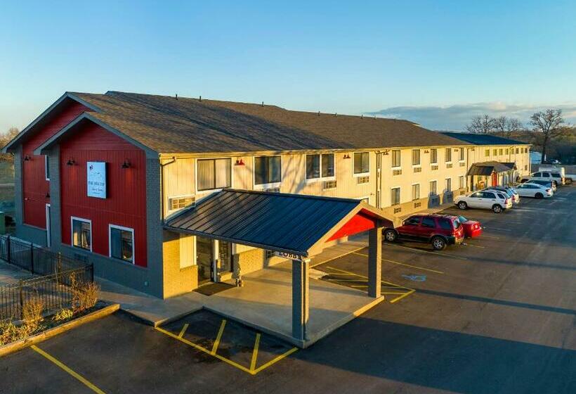 酒店 Hilltop Inn & Suites