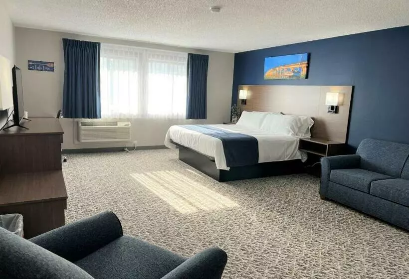 ホテル Hilltop Inn & Suites