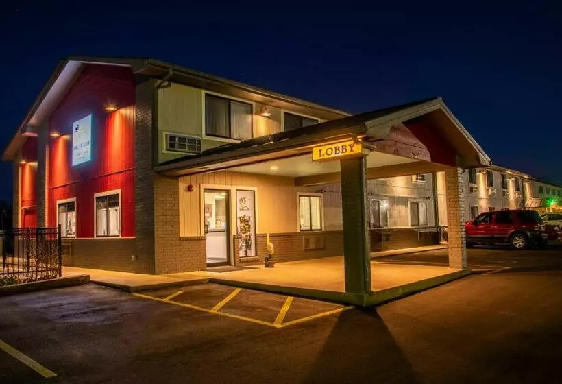 ホテル Hilltop Inn & Suites