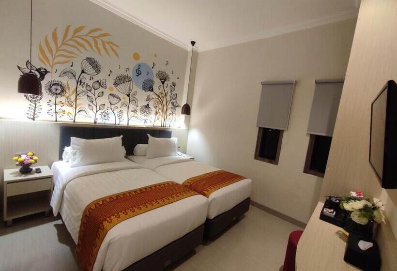 فندق Kesuma Front One Boutique  Palembang