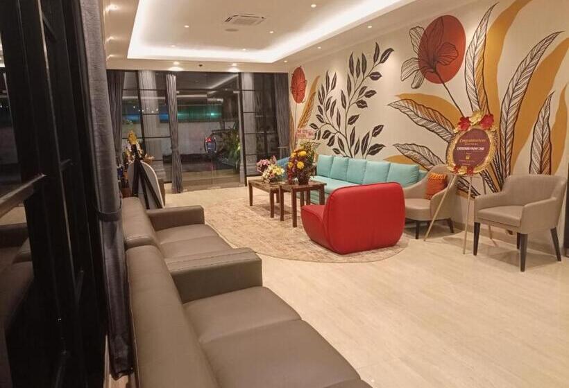 فندق Kesuma Front One Boutique  Palembang