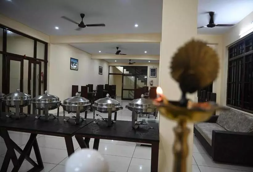 ホテル Shivlinga Villa