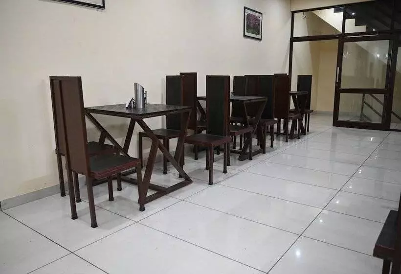 ホテル Shivlinga Villa