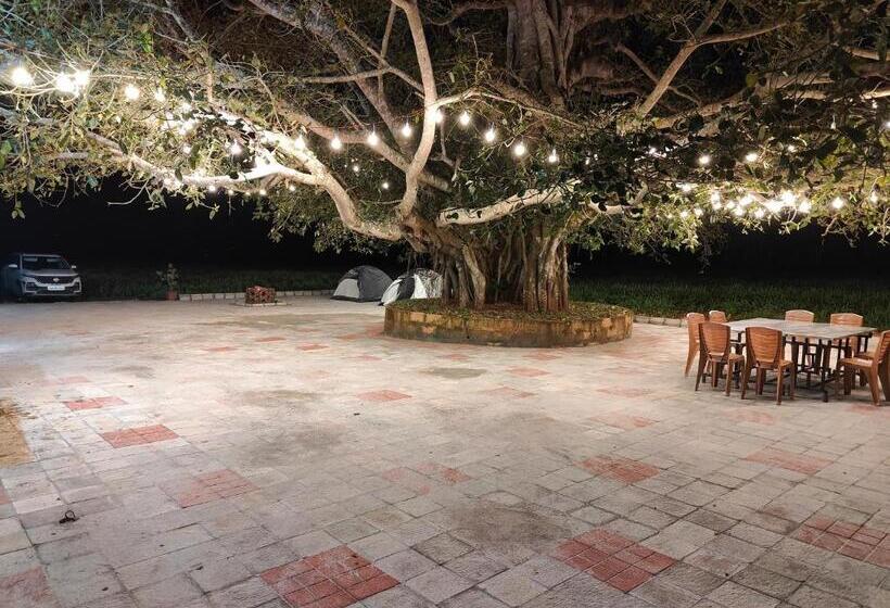 فندق Suvarna Farm Stay