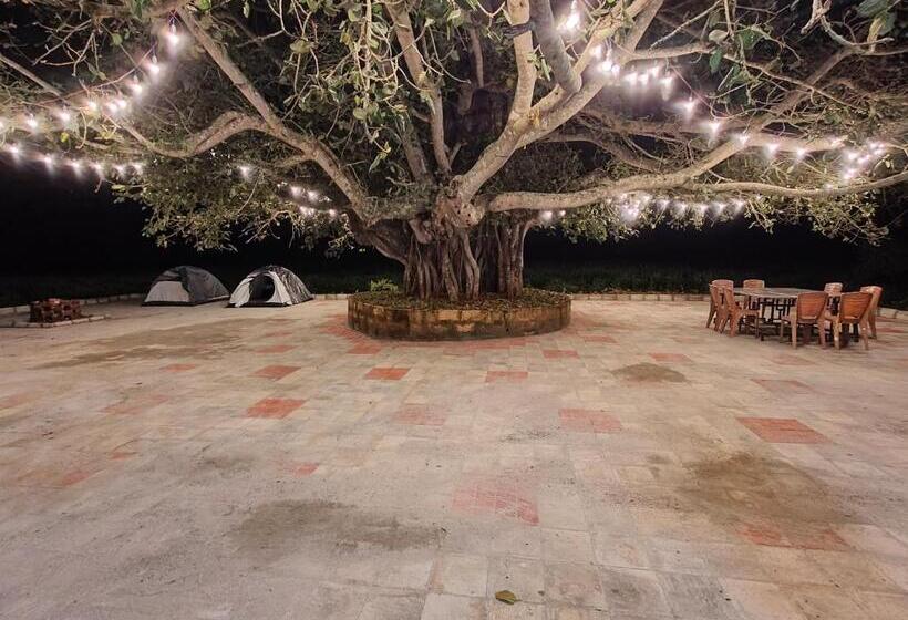 فندق Suvarna Farm Stay