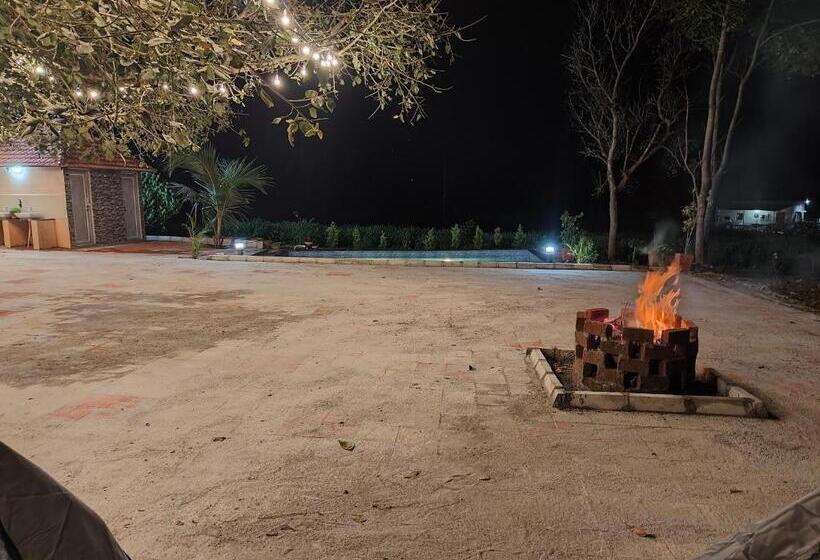 فندق Suvarna Farm Stay