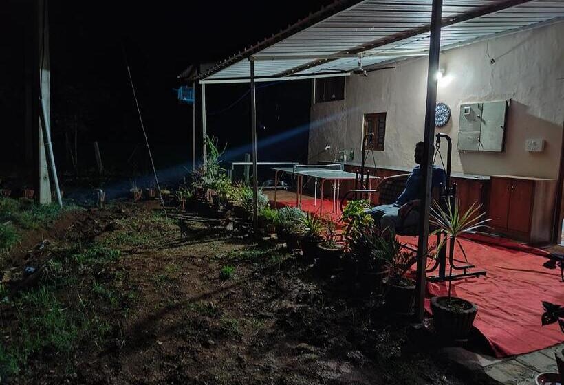 فندق Suvarna Farm Stay