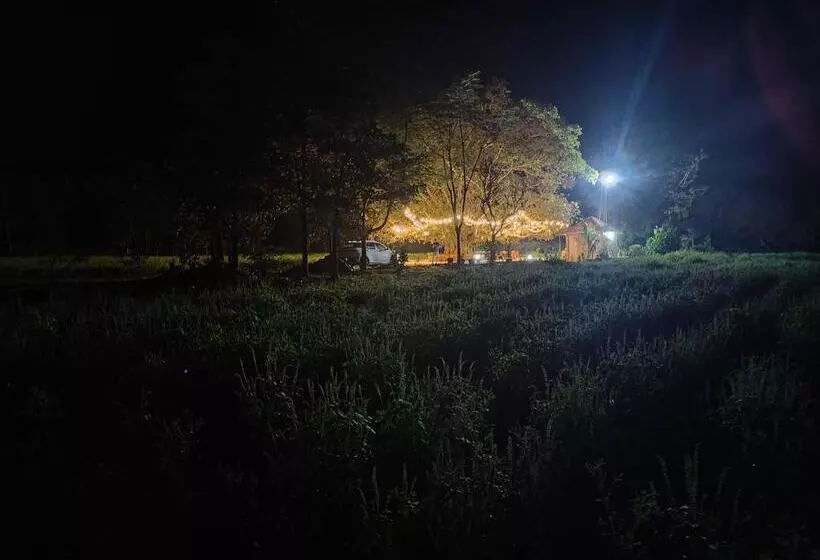 ホテル Suvarna Farm Stay