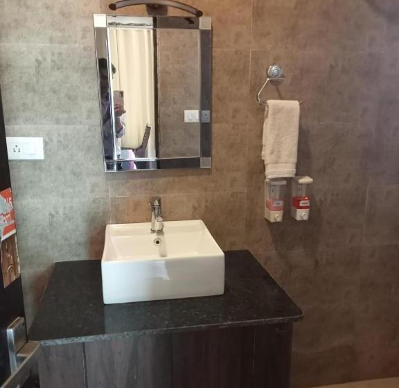 Mj River Resort By Dls Hotels