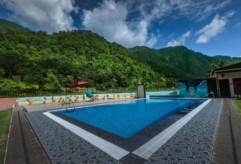 Mj River Resort By Dls Hotels