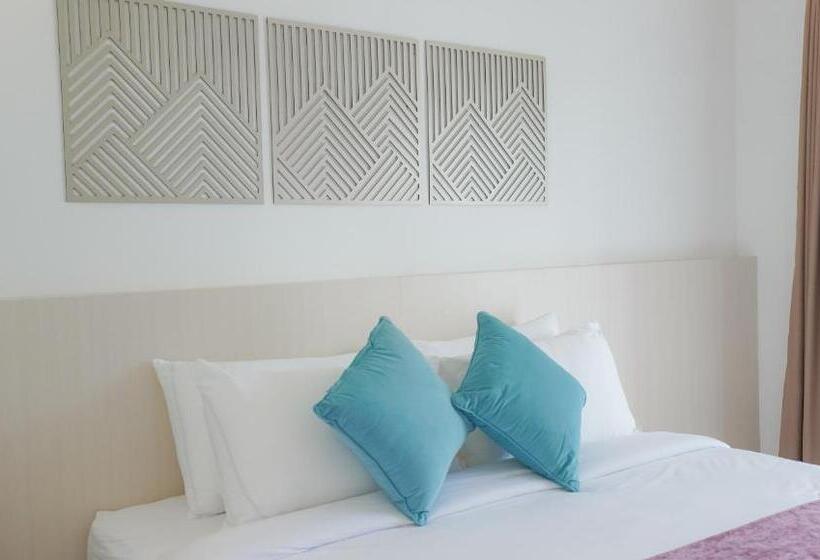 Palm Springs Bali Dive Resort