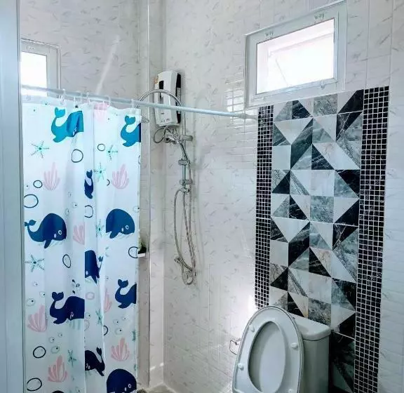 ペンション บ้านวาริ สะแกกรัง