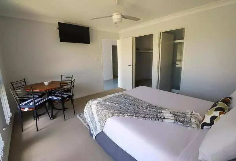 Majatalo Blk Stays Guest House Deluxe Units Morayfield