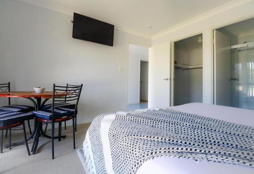 Пансион Blk Stays Guest House Deluxe Units Morayfield
