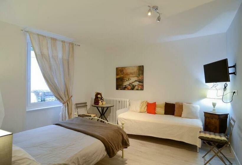 פנסיון Ile D Art