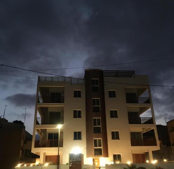 پانسیون Ocean Roof