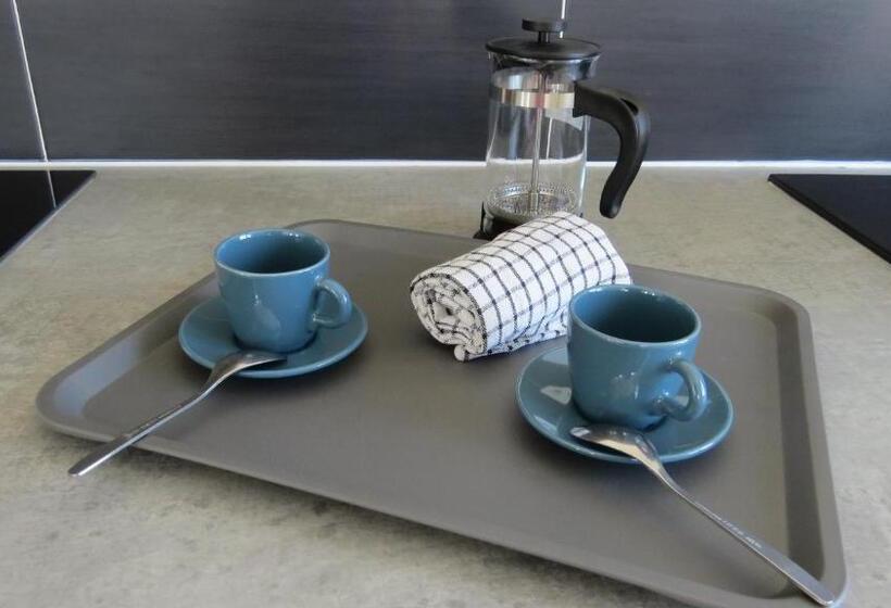 پانسیون Ocean Roof