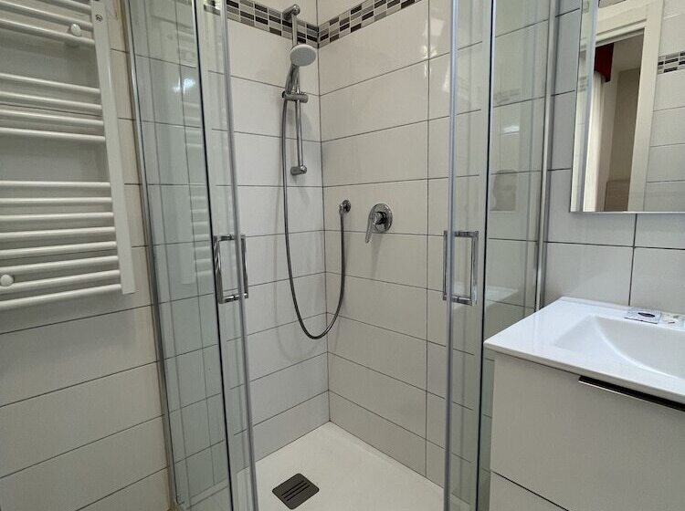 پانسیون Venice Hub