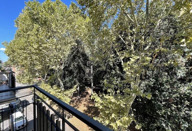 پانسیون Venice Hub