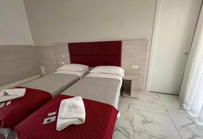 پانسیون Venice Hub