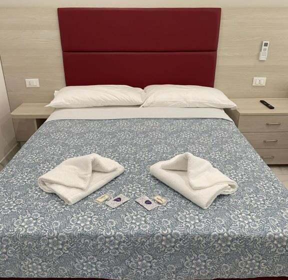 پانسیون Venice Hub