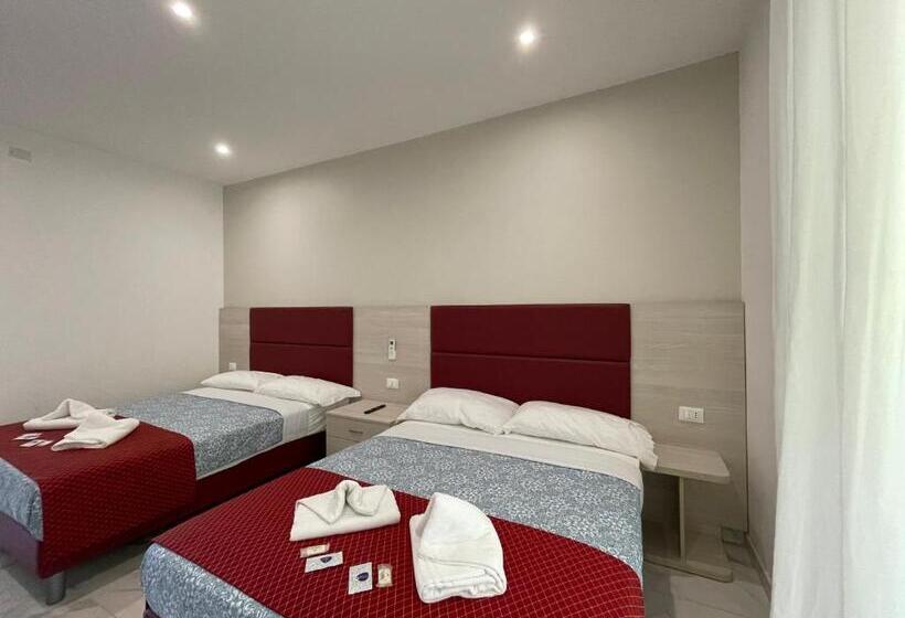 پانسیون Venice Hub