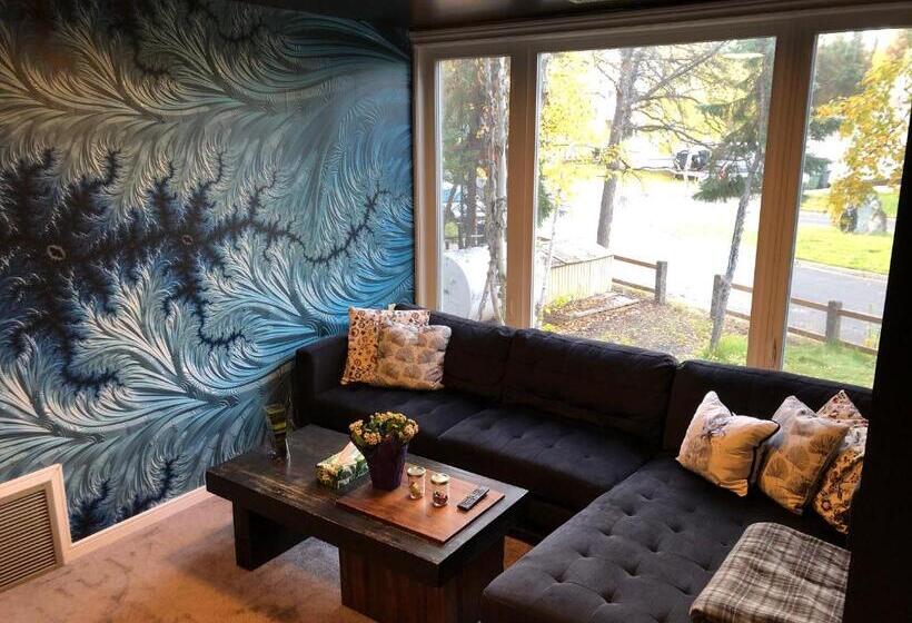 تختخواب و صبحانه 好丘。hacho House